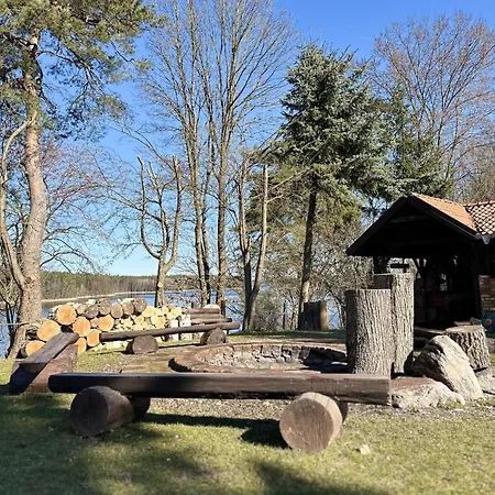 Villa Ostoja Jeziorak Jezierzyce