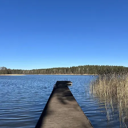 Ostoja Jeziorak Jezierzyce Villa *