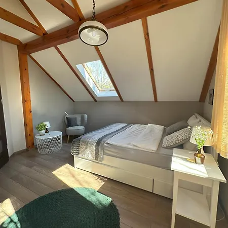 Ostoja Jeziorak Jezierzyce Villa *