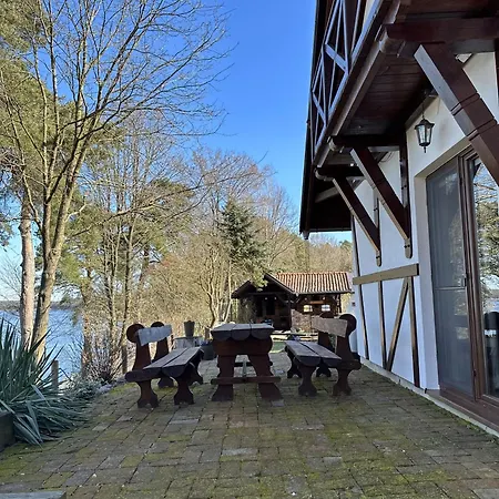 Villa Ostoja Jeziorak Jezierzyce