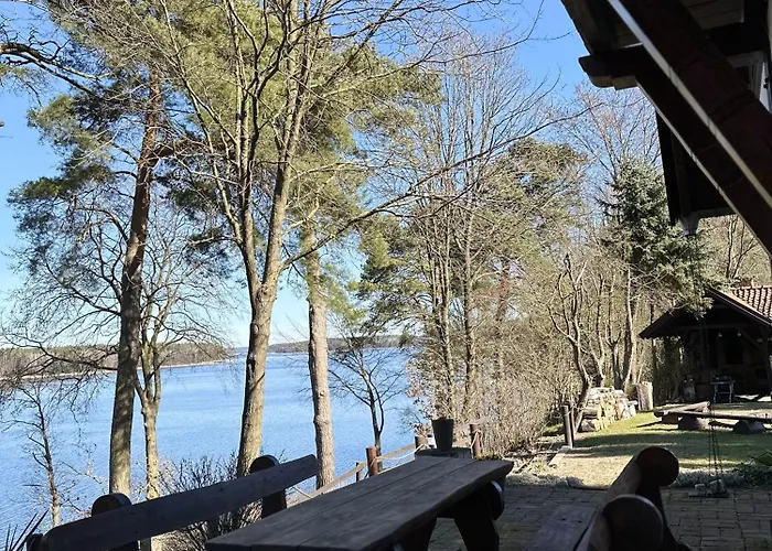 Ostoja Jeziorak Jezierzyce Vila