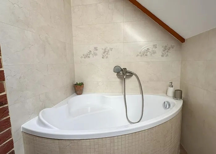 Ostoja Jeziorak Jezierzyce Vila Makowo