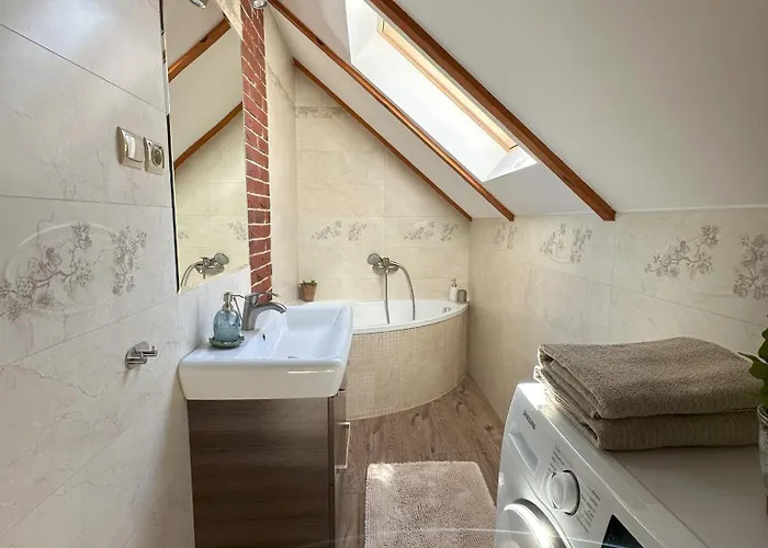 Vila Ostoja Jeziorak Jezierzyce *